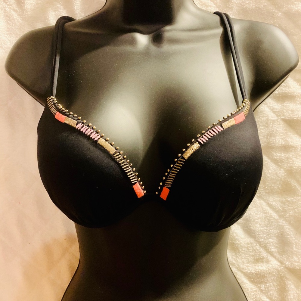Victoria’s Secret swimsuit top.